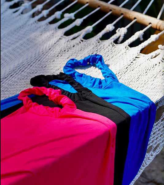 Maiô de uma peça de cor sólida sem costas